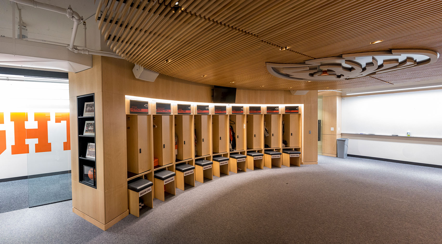 basketball center
